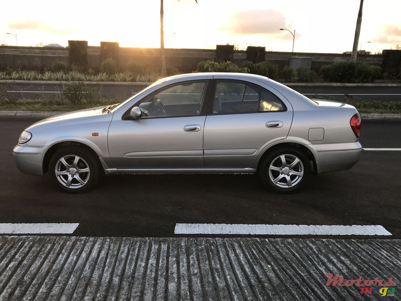 2005' Nissan Sunny photo #6