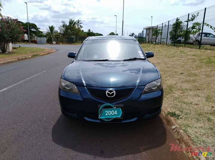 2004' Mazda 3 photo #1