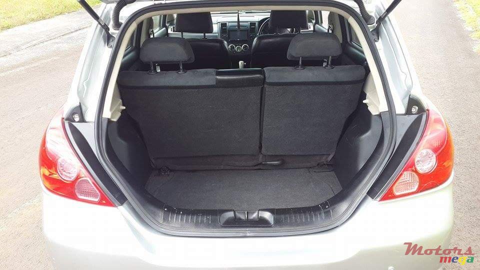 2006' Nissan Tiida photo #5