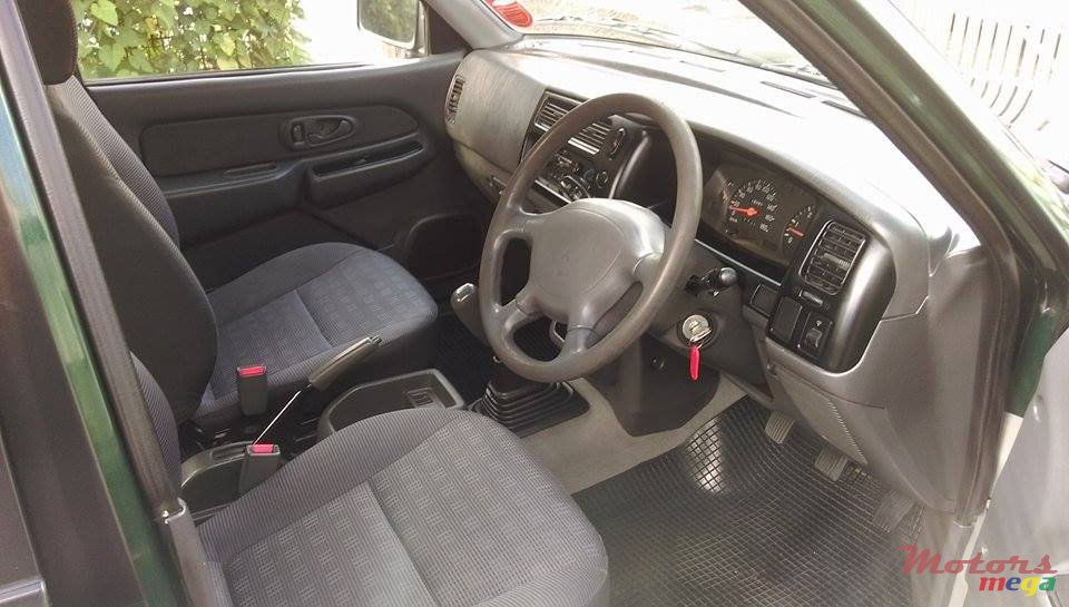 2007' Mitsubishi L200 Warrior photo #5