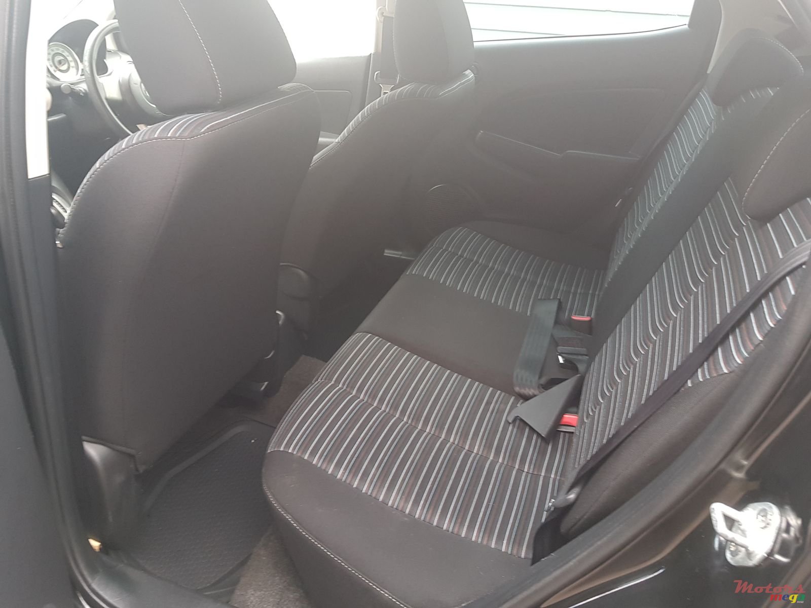 2008' Mazda Demio photo #6