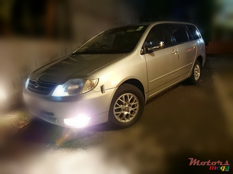 2001' Toyota Fielder photo #2