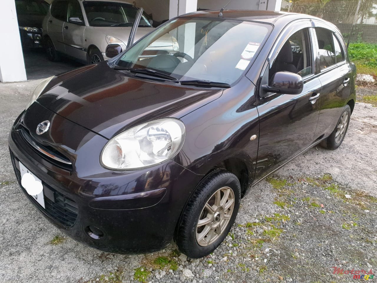 2012' Nissan March photo #1