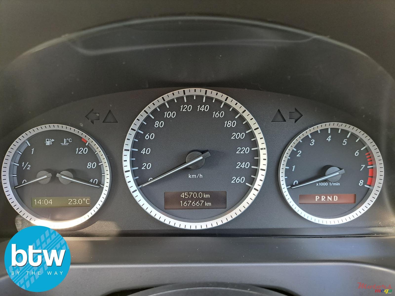 2010' Mercedes-Benz C-Class photo #7