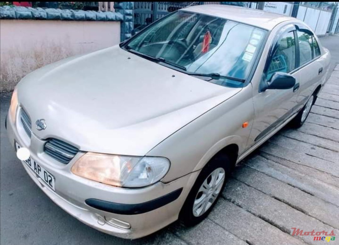 2002' Nissan Sunny photo #5