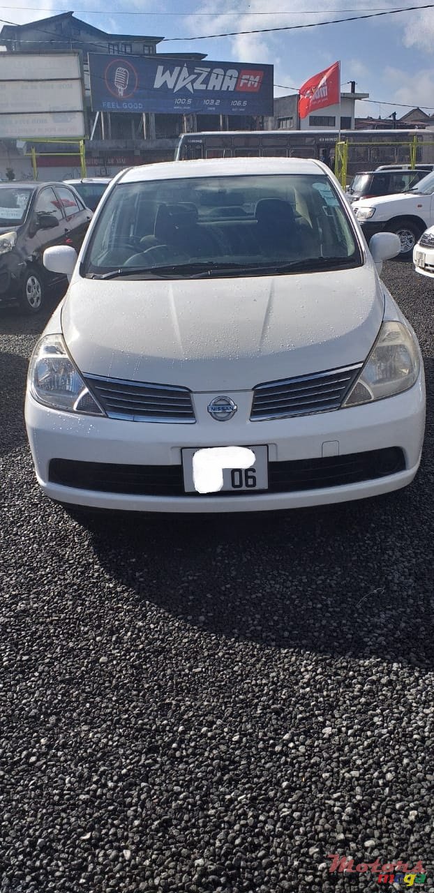 2006' Nissan Tiida photo #3