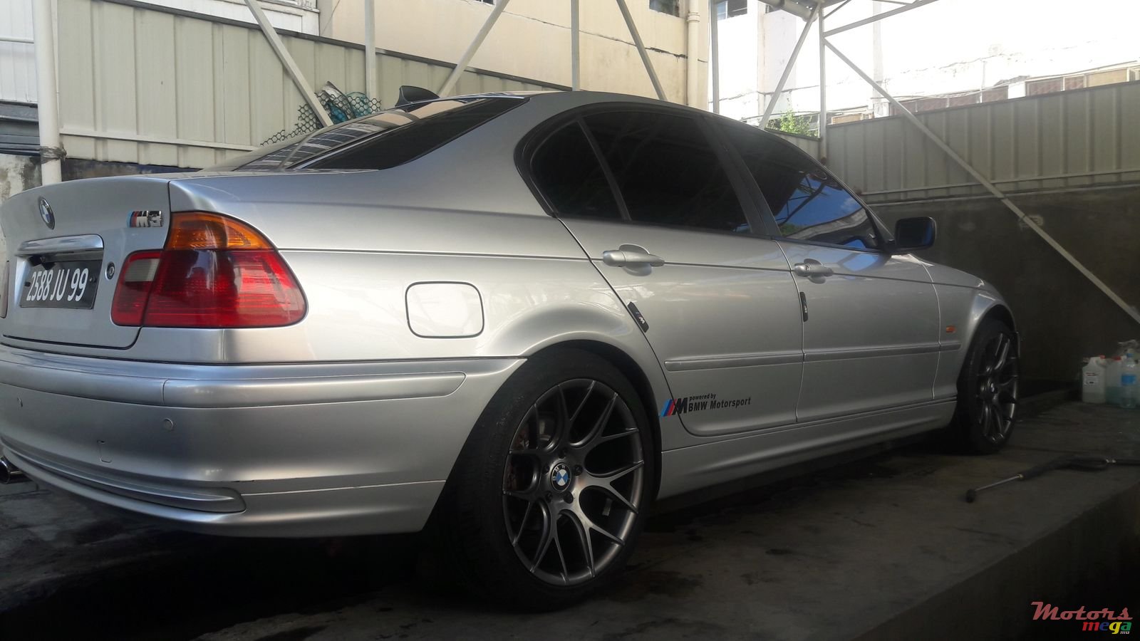 1999' BMW 318 photo #6