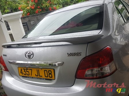 2008' Toyota Yaris photo #1