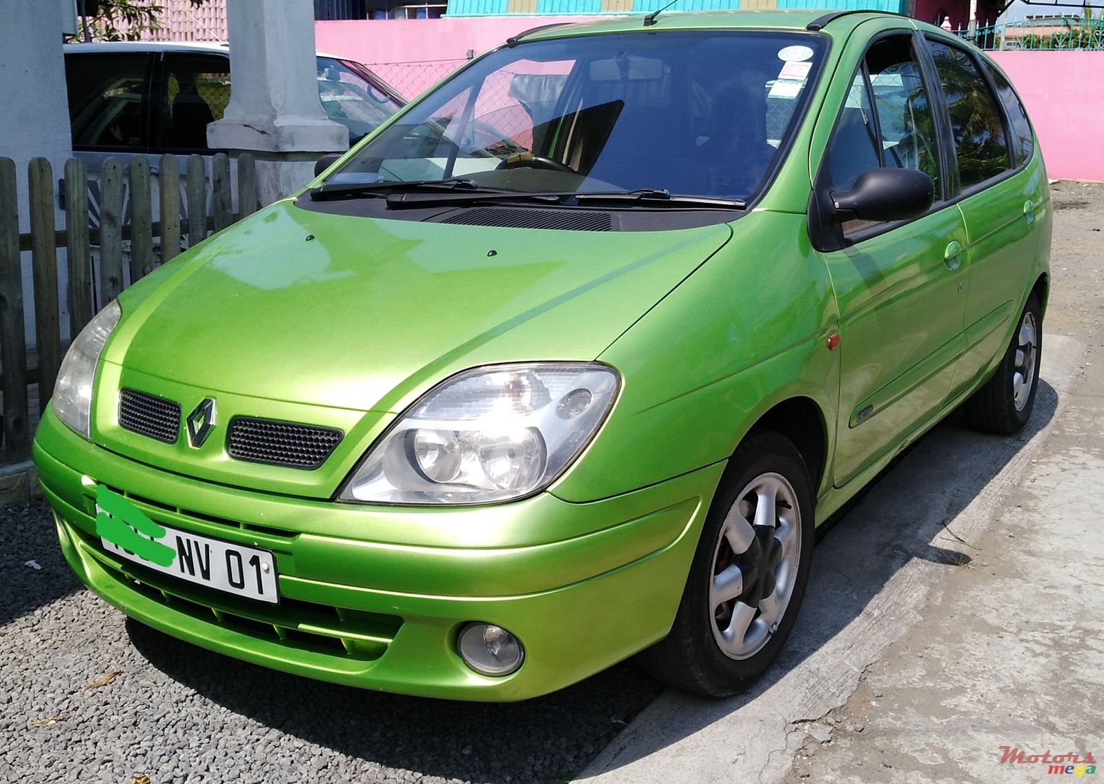 2001' Renault Scenic photo #1