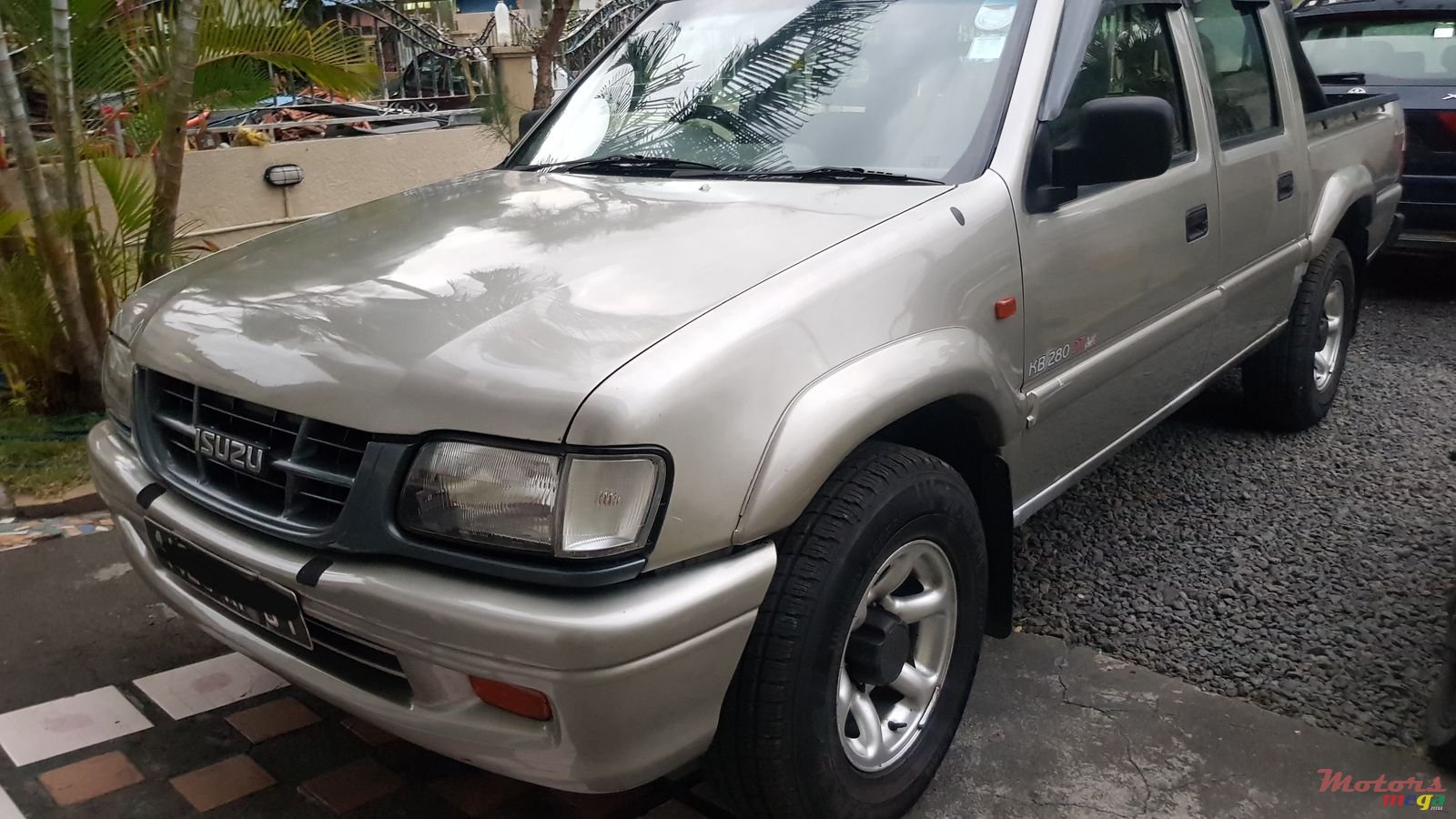 2001' Isuzu KB Series photo #2