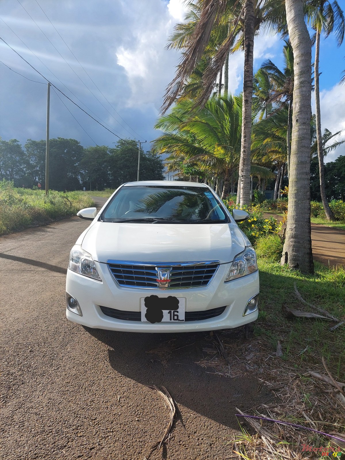 2016' Toyota Premio photo #6
