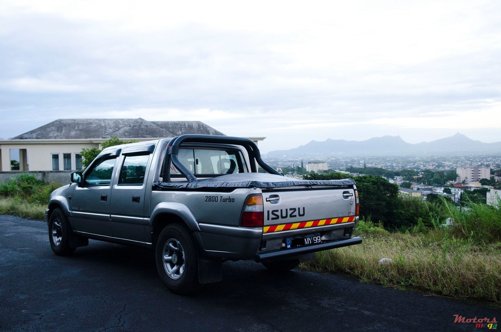 1999' Isuzu KB Series 4x2 photo #4