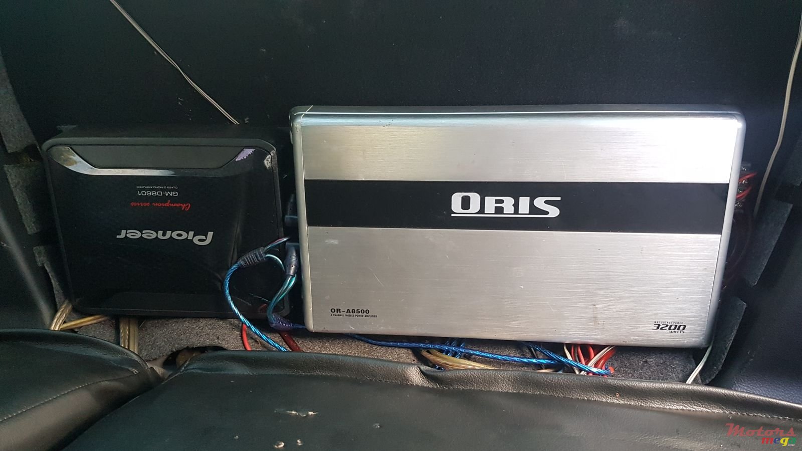 2004' Mitsubishi Lancer photo #3