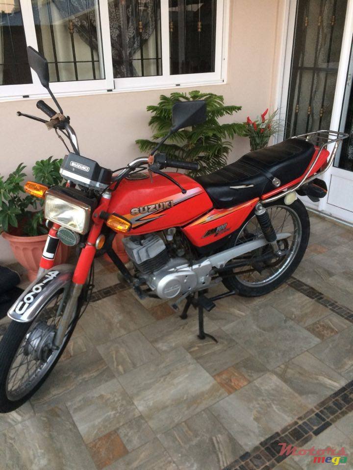 2010' Suzuki photo #1