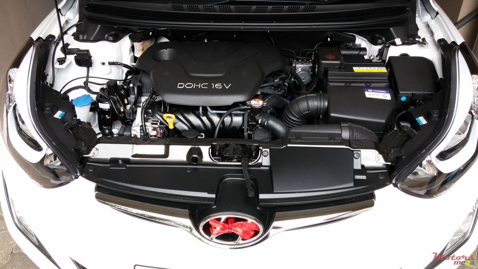 2014' Hyundai Elantra photo #3