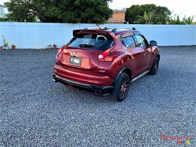 2011' Nissan Juke Auto 1.6L photo #1