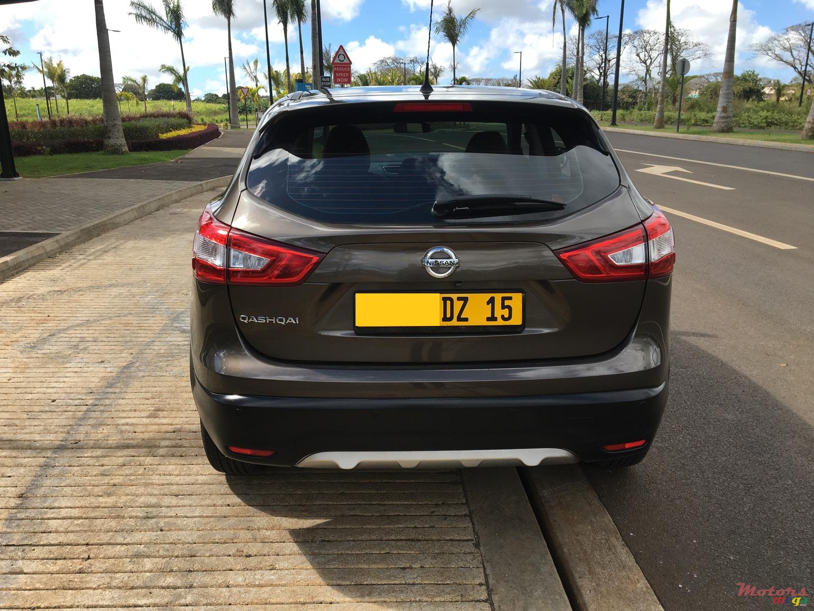 2015' Nissan Qashqai 1.2Turbo photo #4