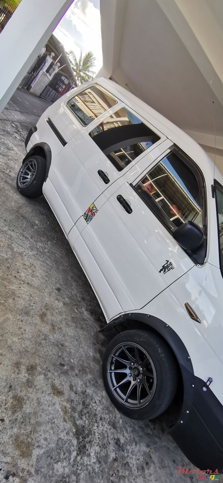 2001' Toyota photo #6