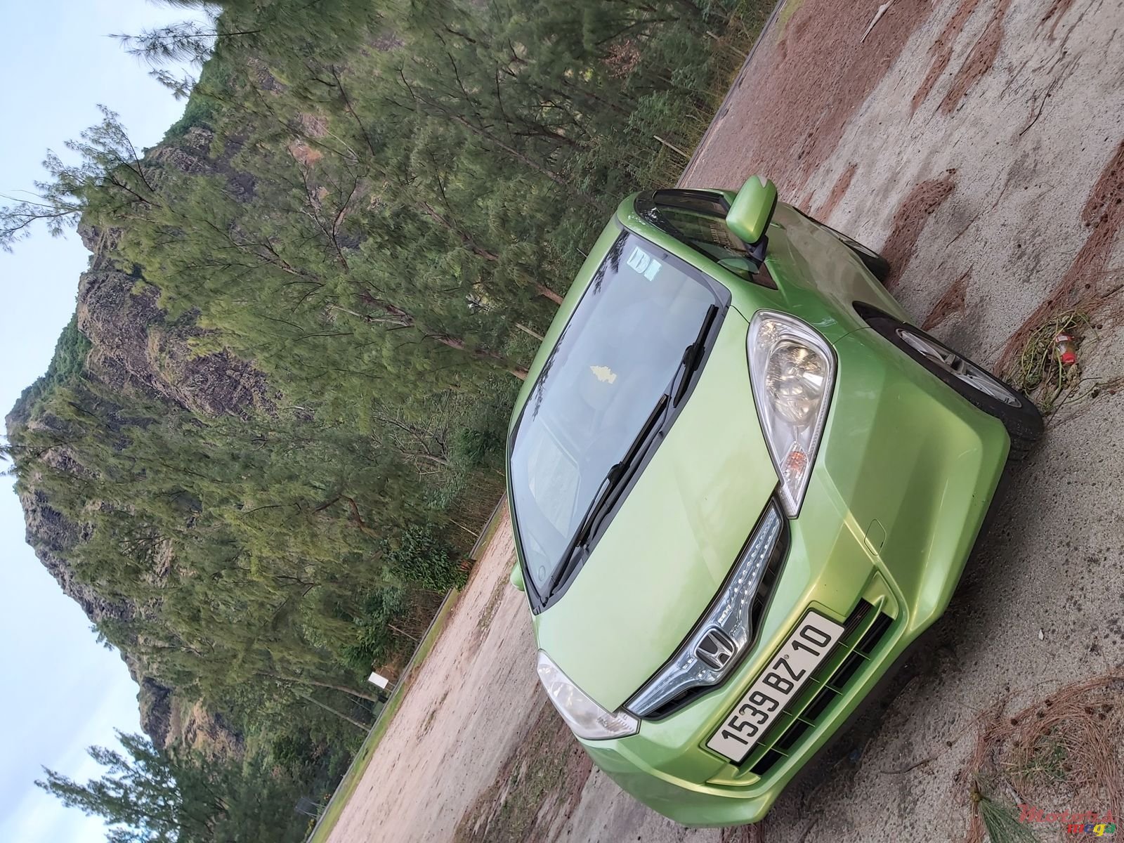 2010' Honda Fit photo #3