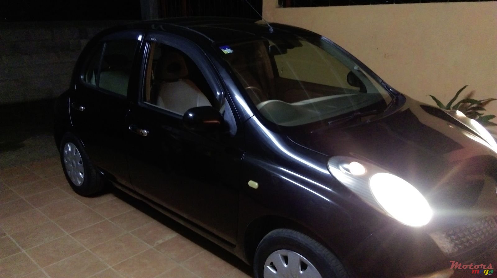 2007' Nissan March photo #1