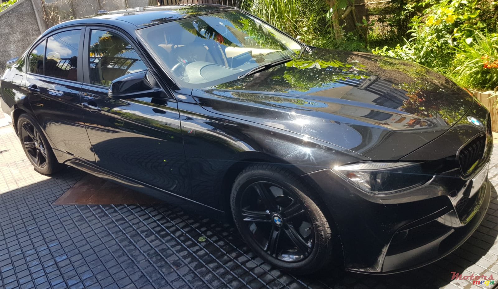 2013' BMW 3 Series 328 photo #4