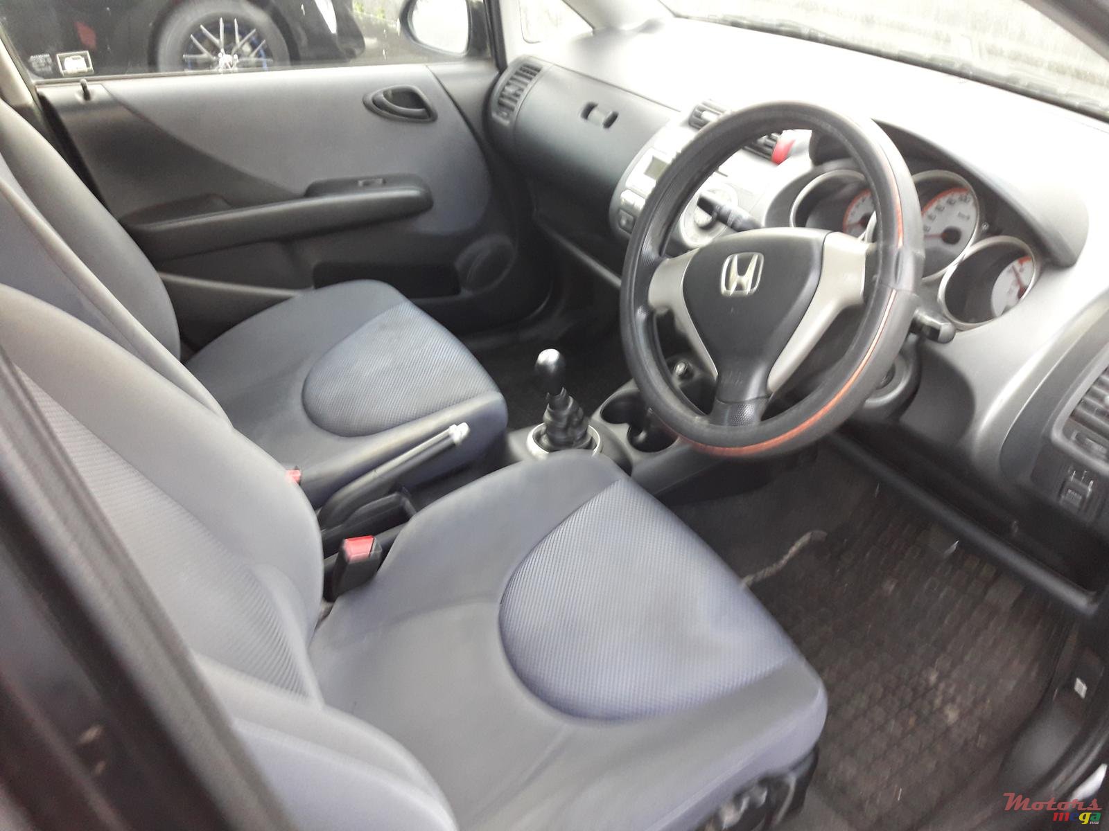 2008' Honda Jazz photo #2