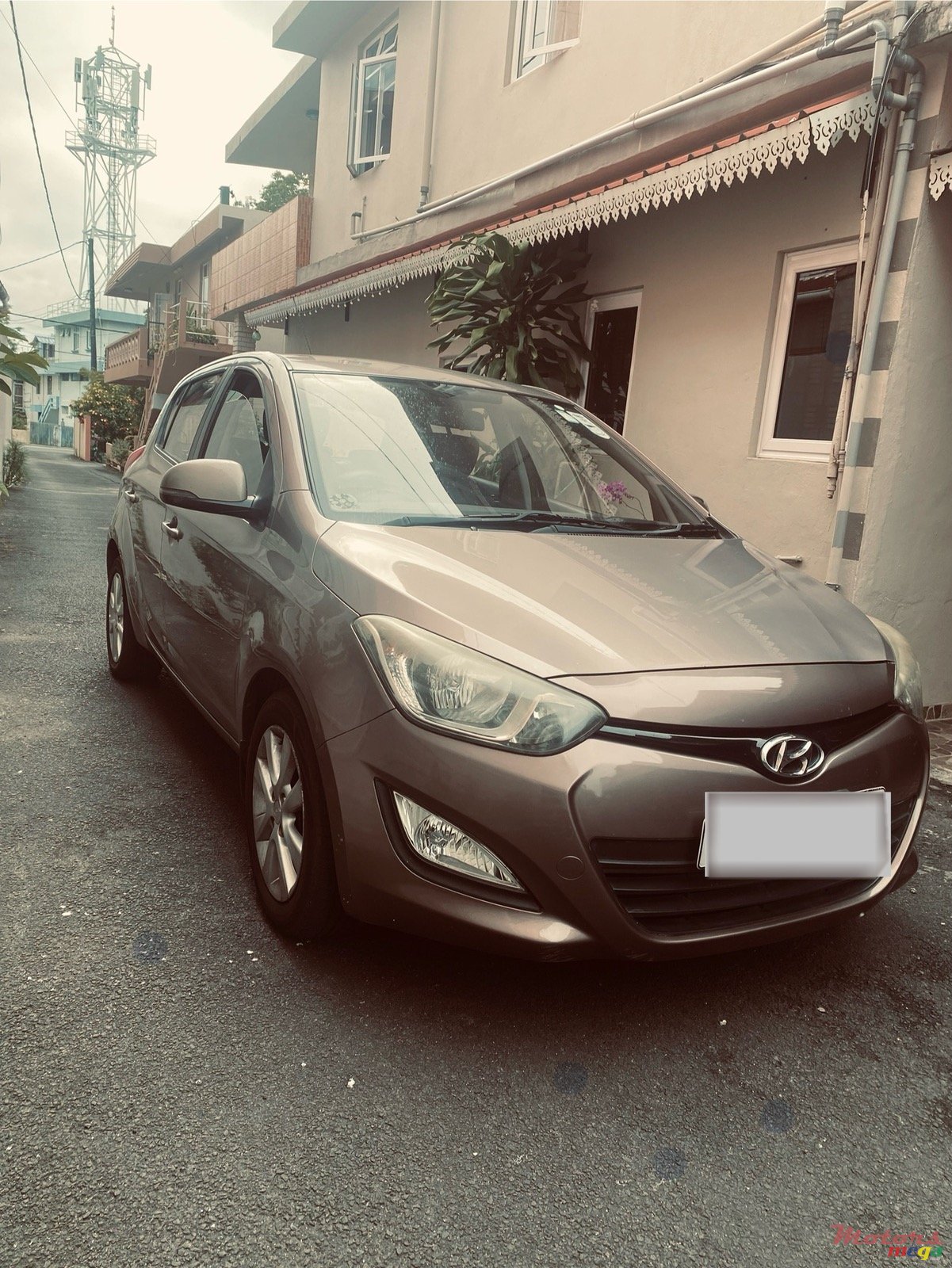 2014' Hyundai i20 photo #3