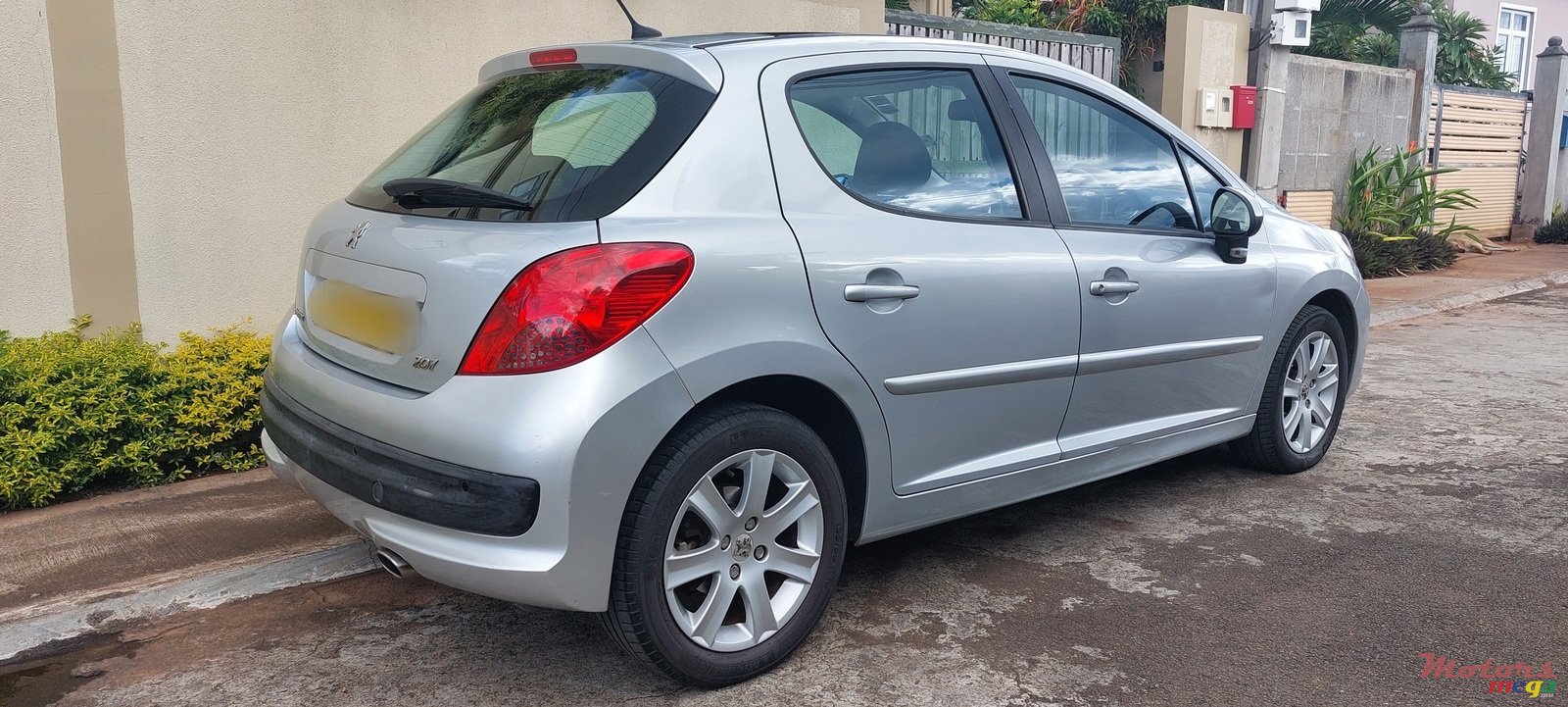 2008' Peugeot 207 photo #1