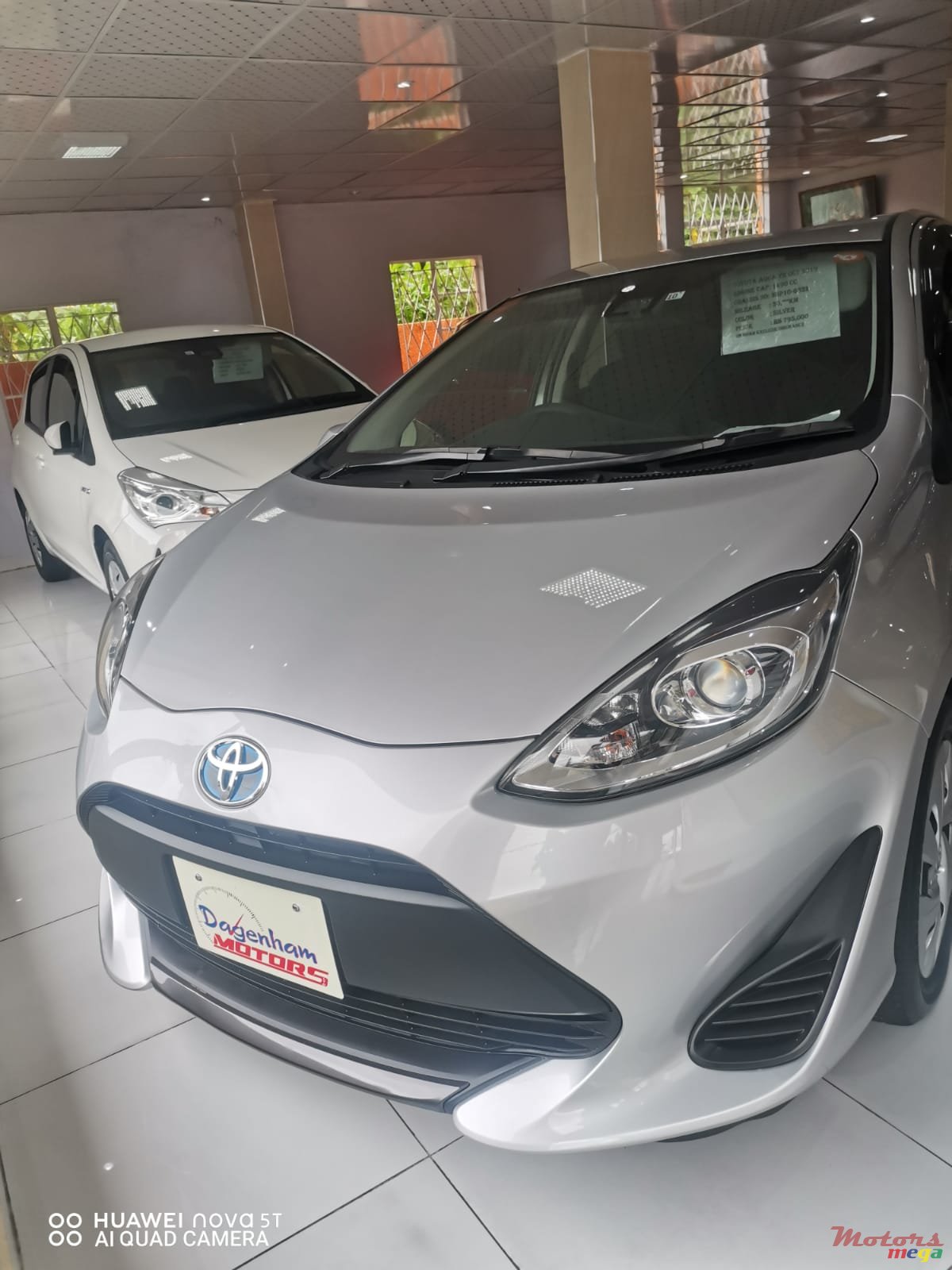 2019' Toyota Aqua photo #1