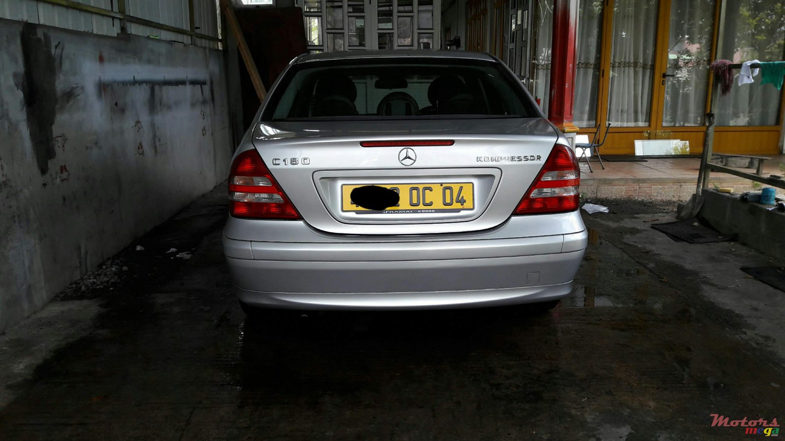 2004' Mercedes-Benz C-Class photo #6