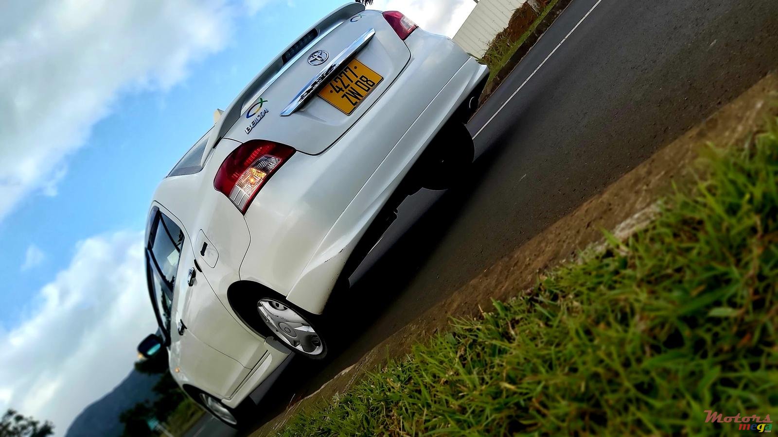 2008' Toyota photo #5