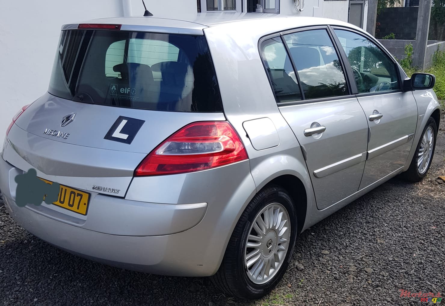 2007' Renault Megane 2 photo #2