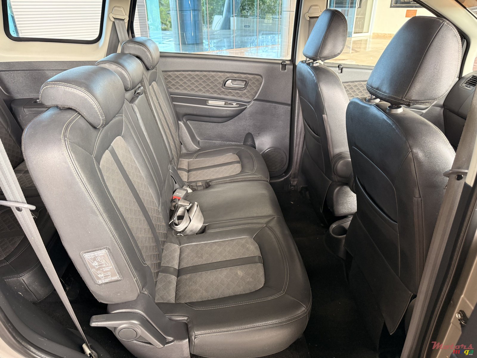 2021' Proton Proton Exora photo #7