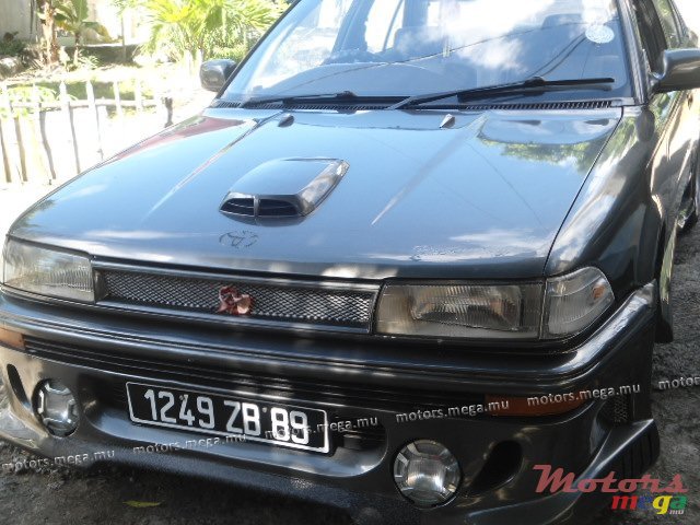 1989' Toyota Corolla E90 photo #1
