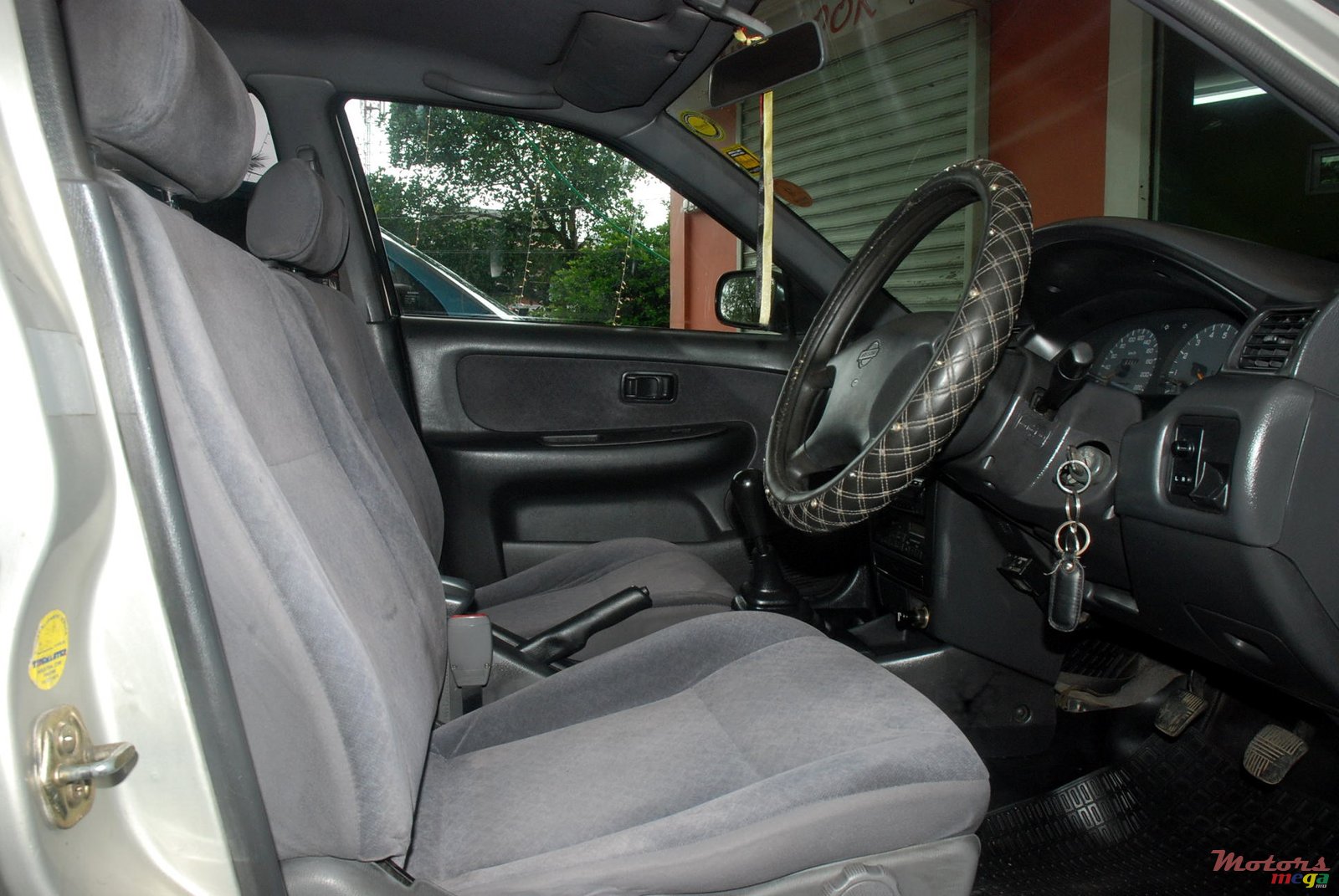 1996' Nissan photo #4