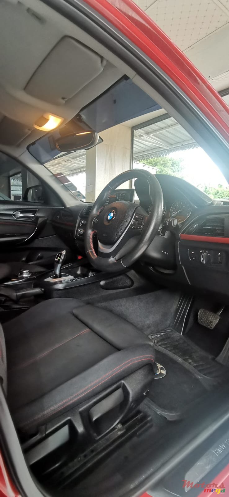 2013' BMW 116 i photo #2