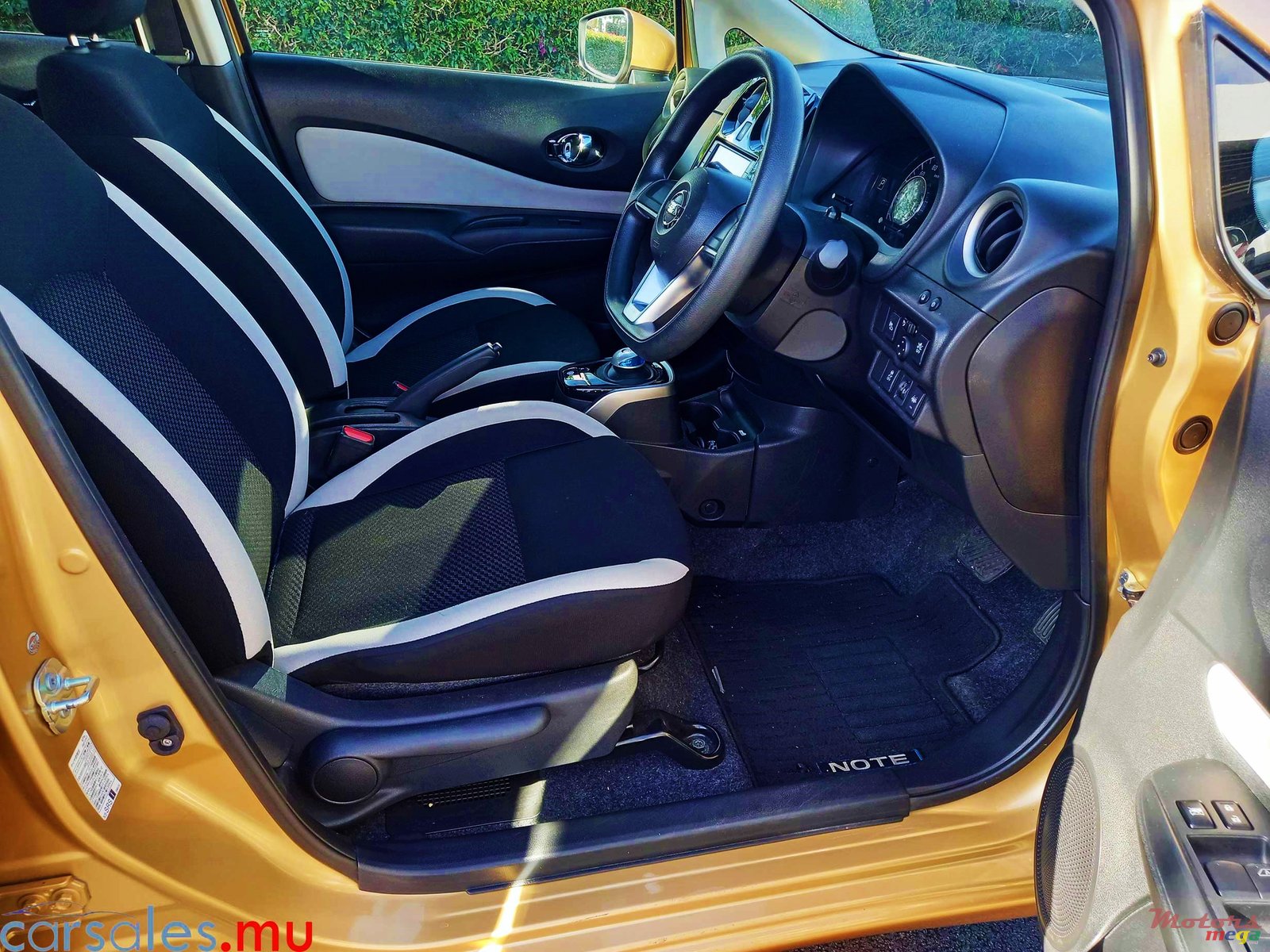 2019' Nissan Note E-power photo #5