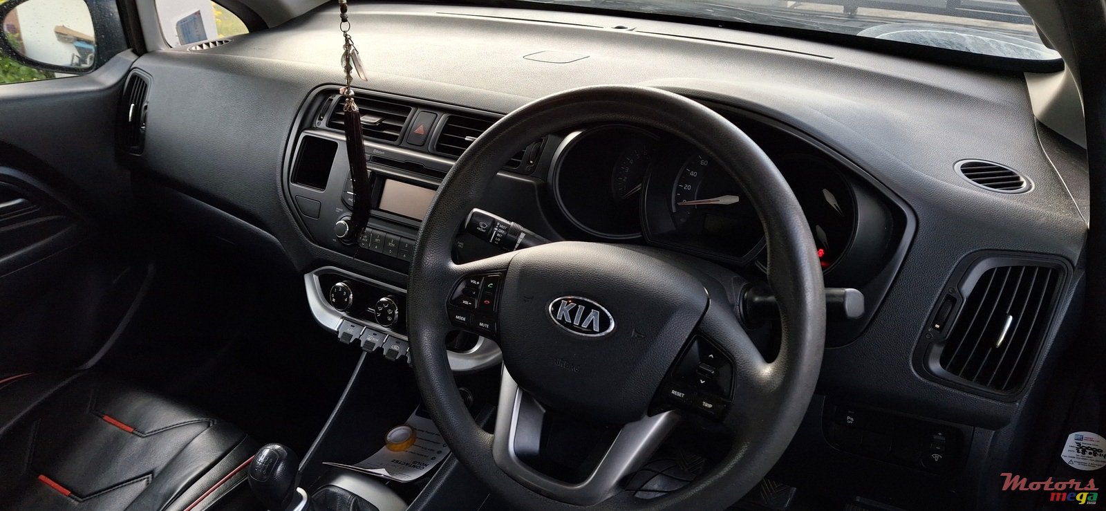 2014' Kia Rio photo #5