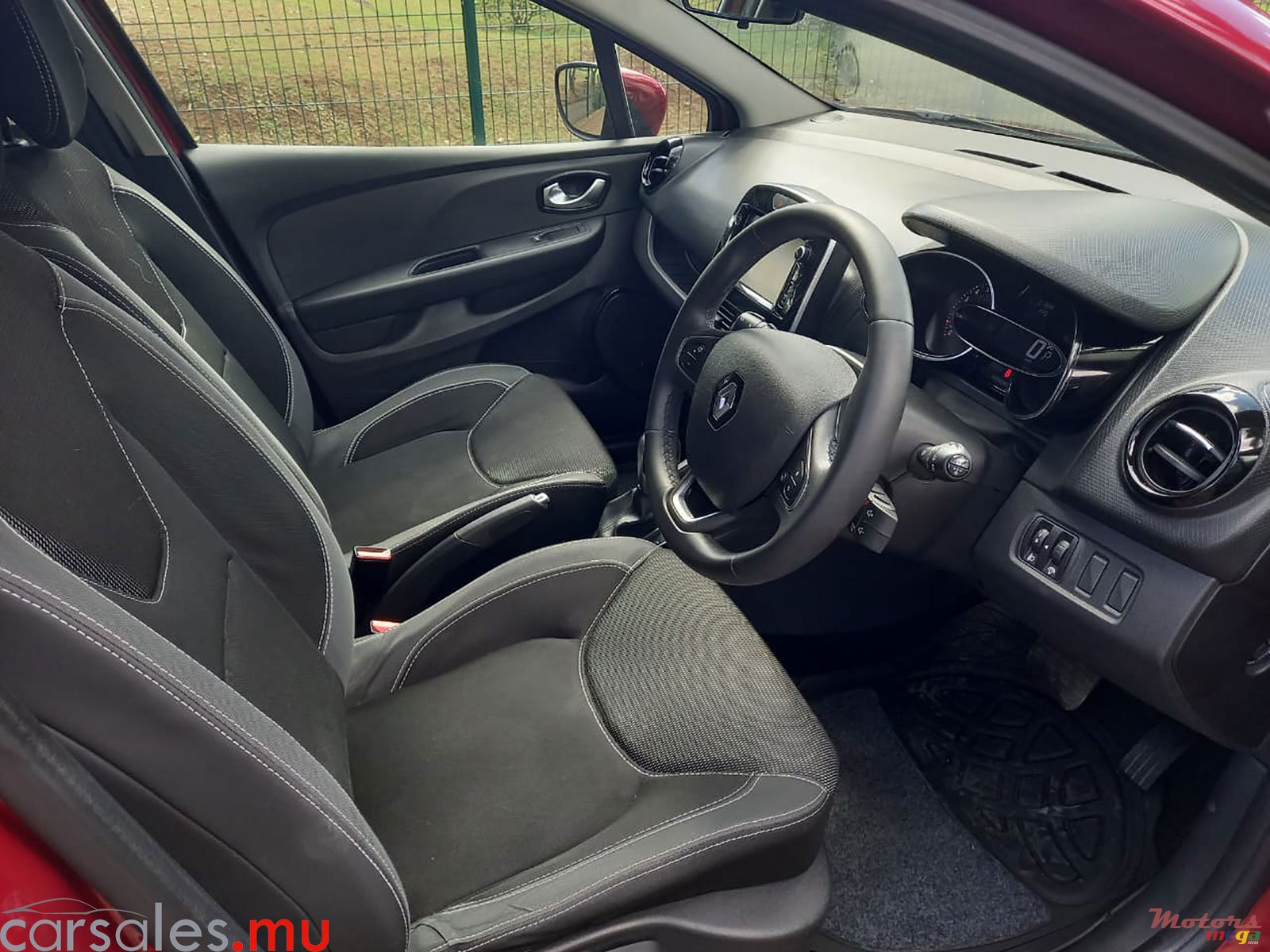 2020' Renault Clio 4 ZEN 1.2 photo #6