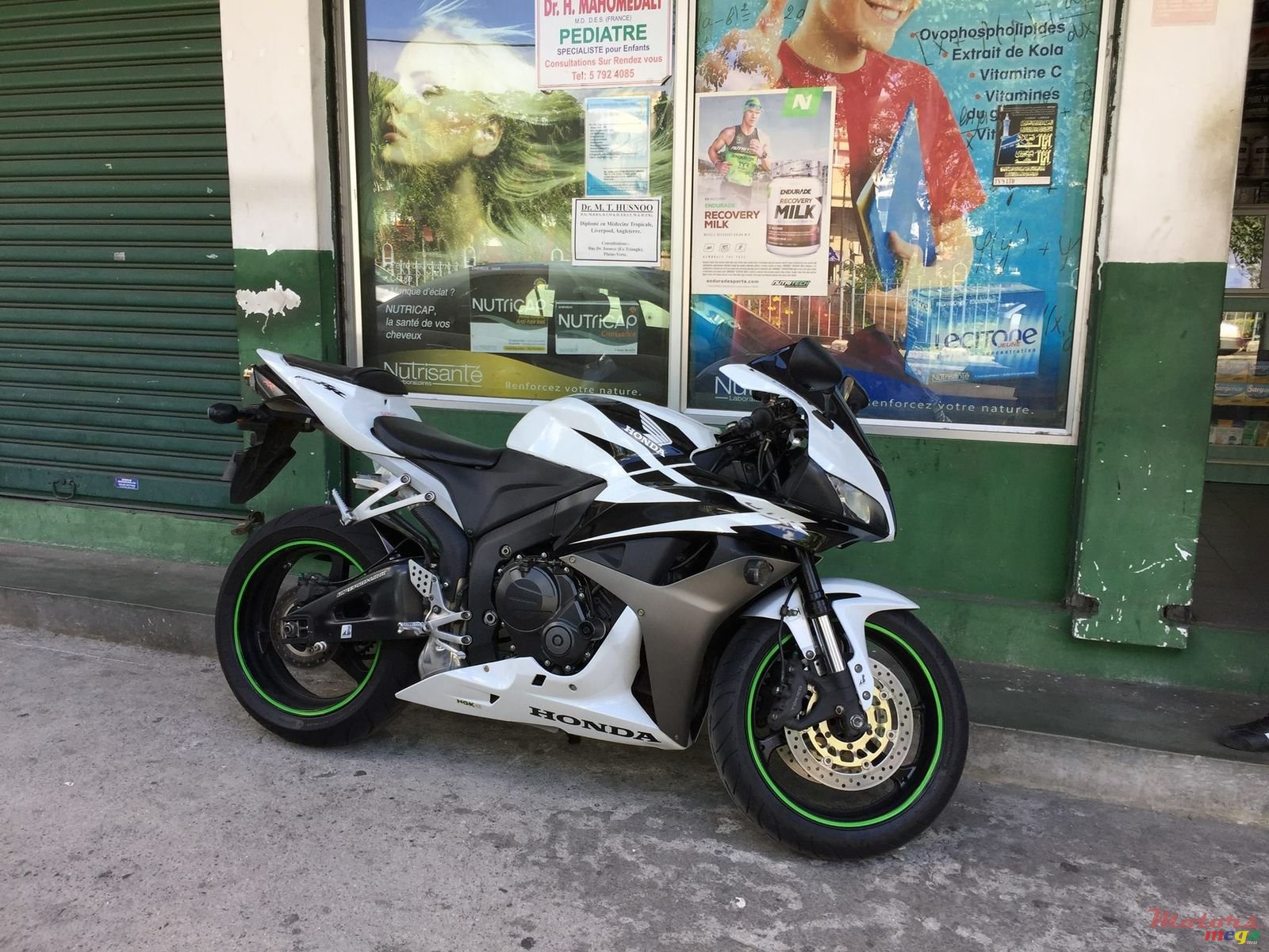 2009' Honda photo #3