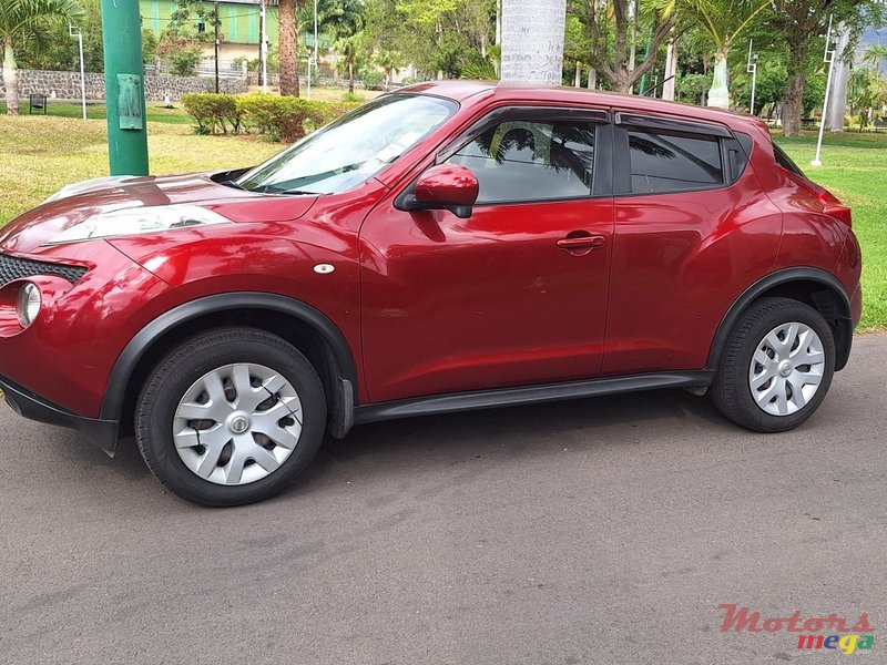 2012' Nissan Juke photo #3