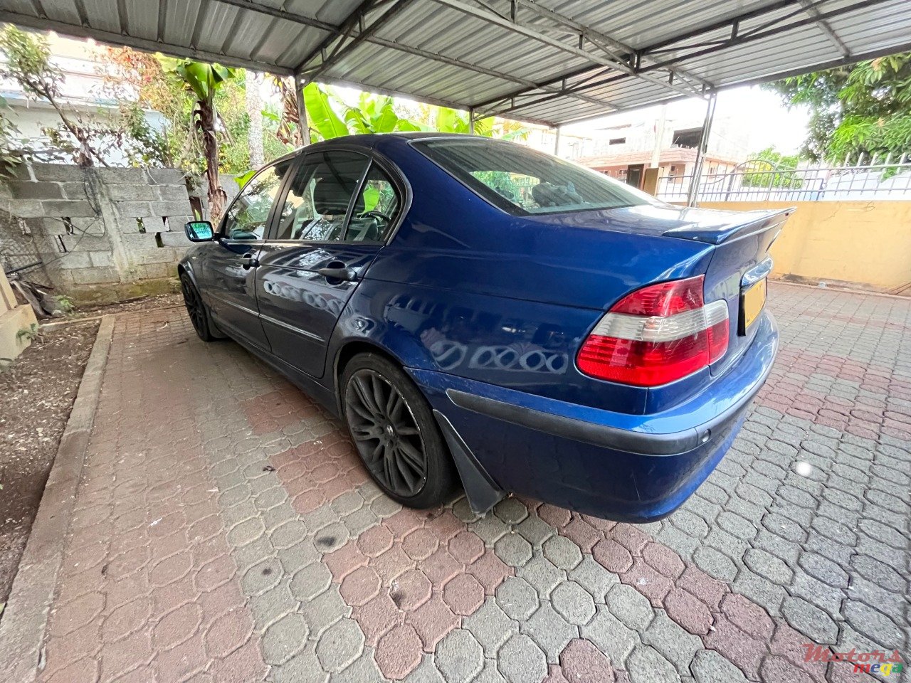 2002' BMW 320 photo #3