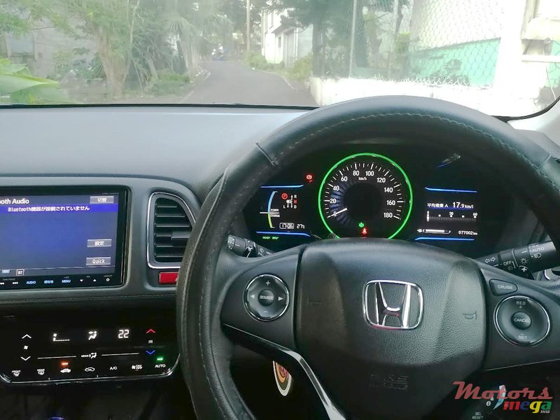 2015' Honda HR-V Vezel photo #5