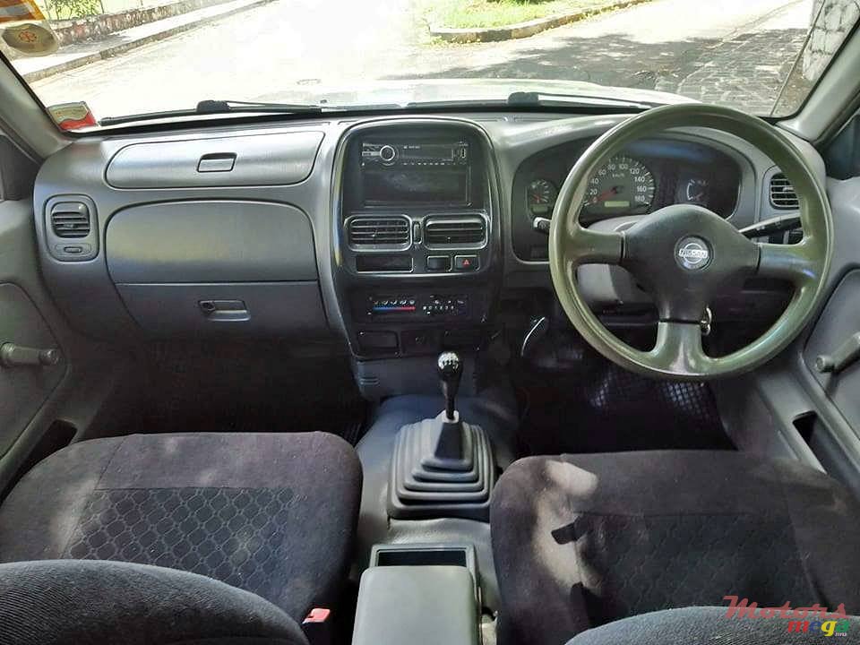 2008' Nissan Navara (call 54227164) photo #3