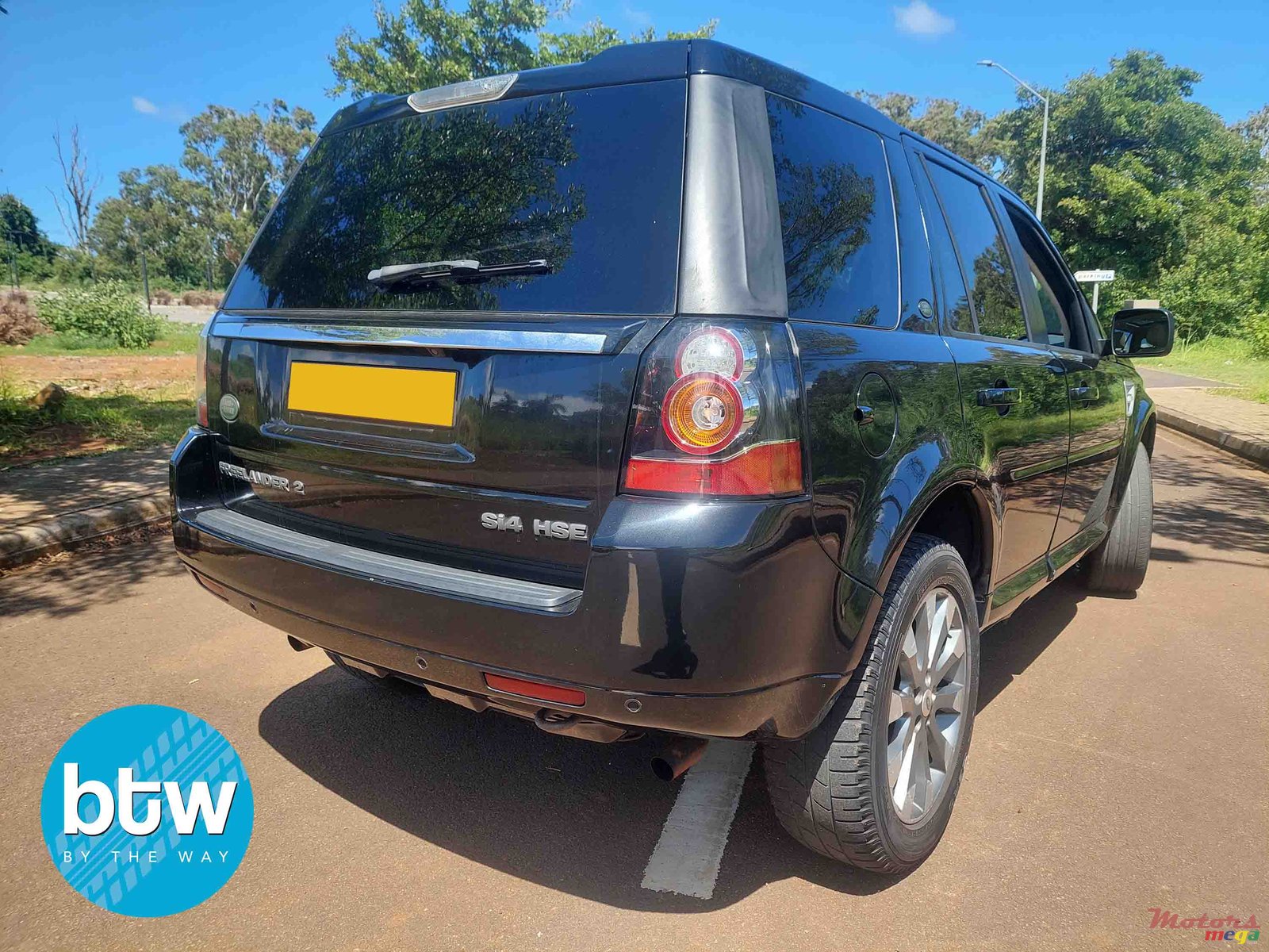 2013' Land Rover Freelander photo #3