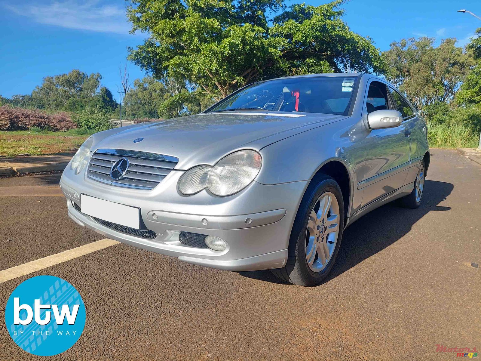 2009' Mercedes-Benz C 220 photo #2