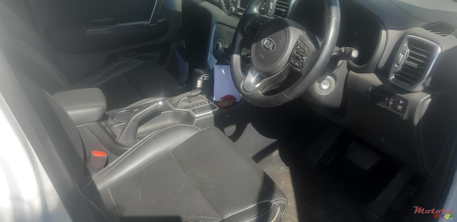 2017' Kia Sportage photo #2
