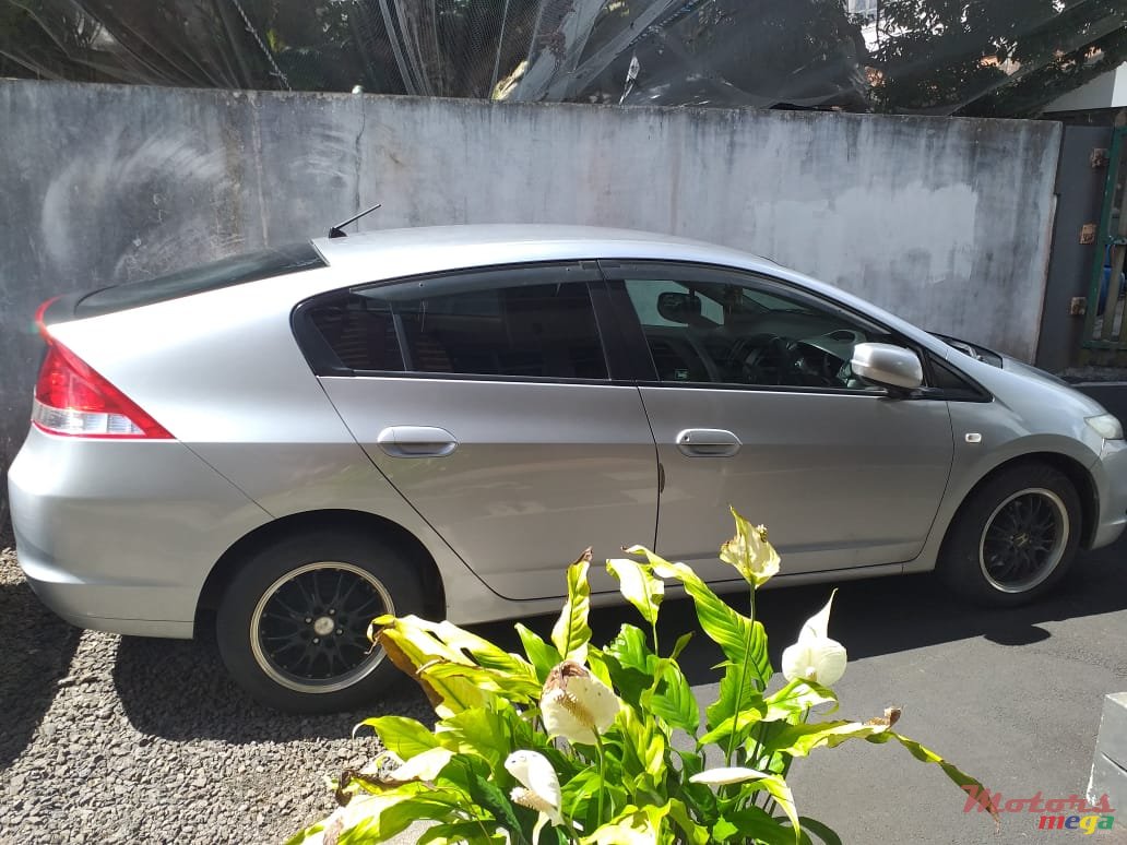 2009' Honda Insight photo #2