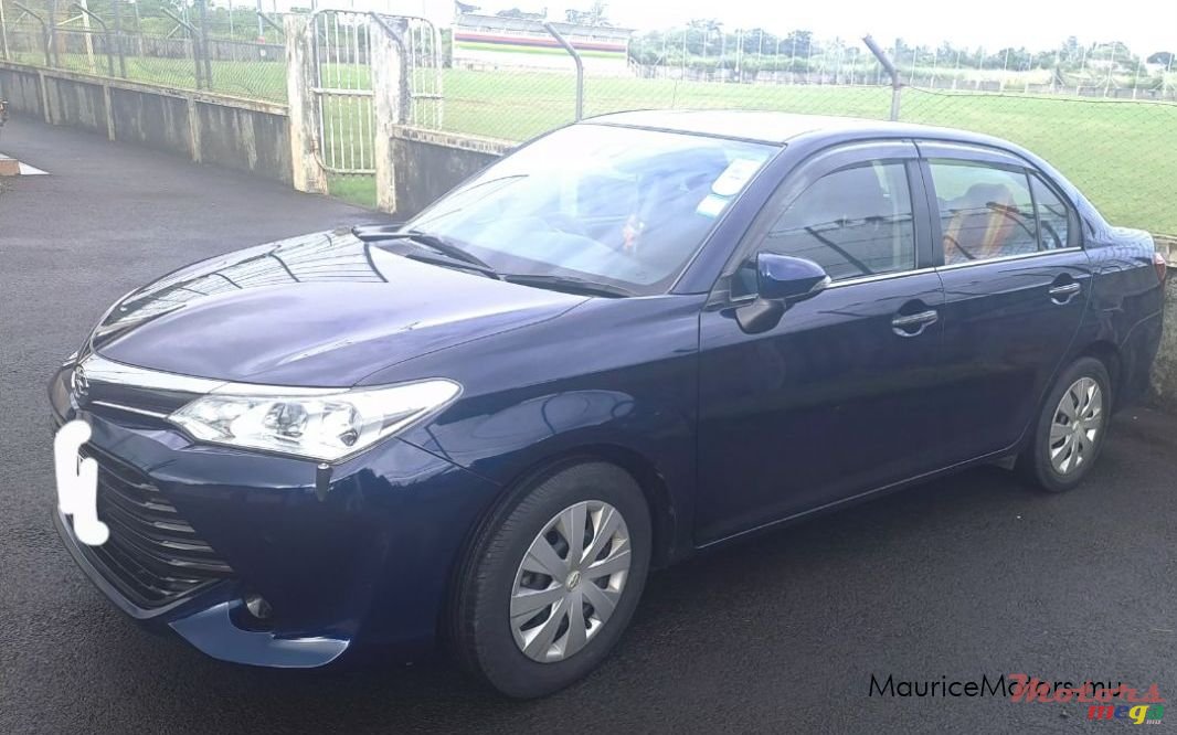 2016' Toyota Axio photo #1