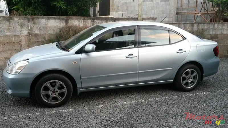 2003' Toyota Allion photo #3